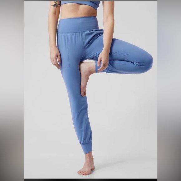 Athleta Salutation Jogger - Picture 4 of 8
